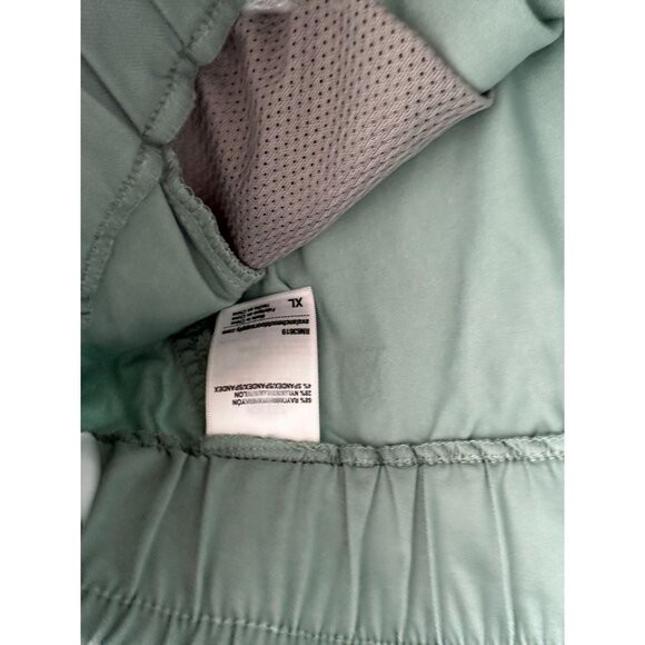 AVALANCHE Women's Sage Green Workout Shorts Size XL NEW NWT - Picture 7 of 8